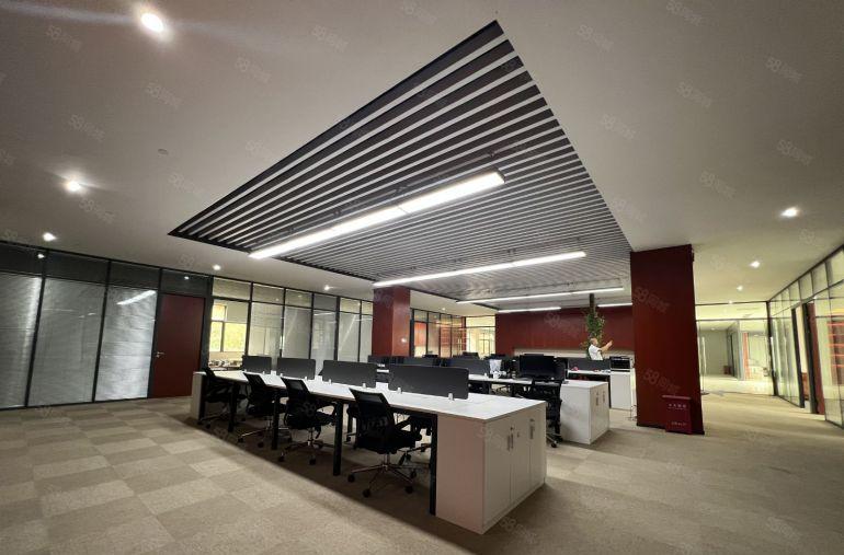 南山西丽地铁口租电商办公厂房1800平方出租精装修水电齐全