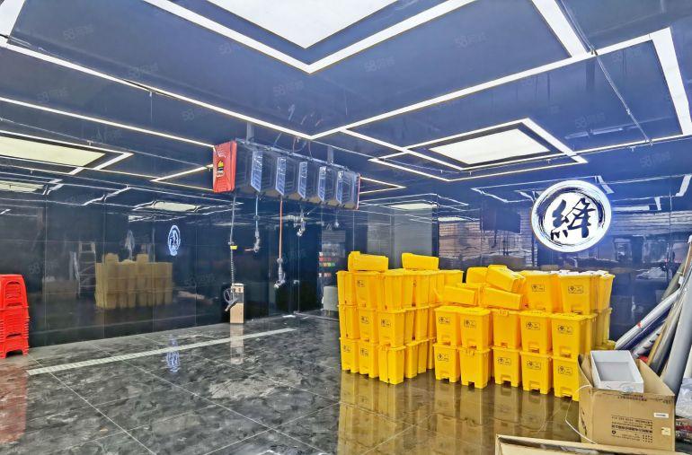 南山西丽 龙珠大道附近 新出园区一楼厂房 现成贴膜店150平