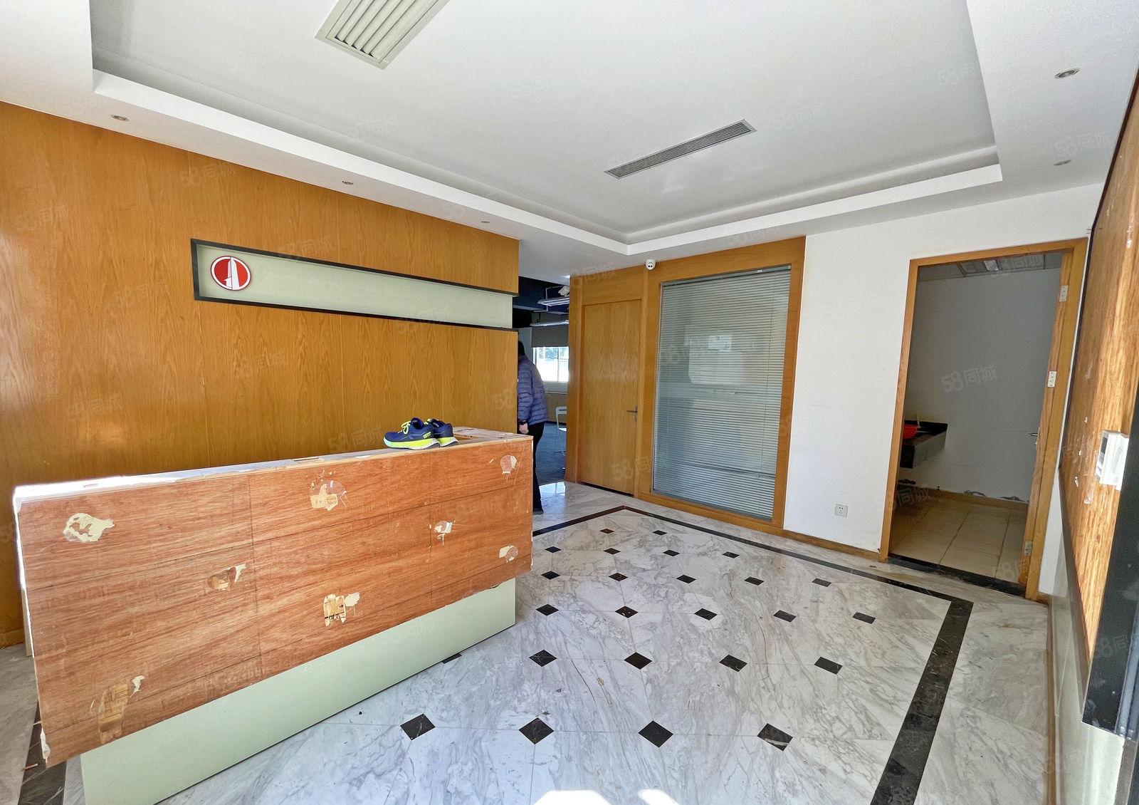 南山西丽经典 独门独院2393平方  整租为主  共三层