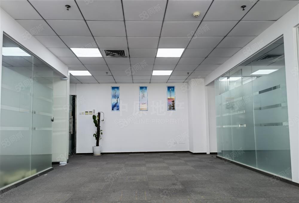 南油地铁站旁动漫园358平办公，直播，随时可以看房价格好谈