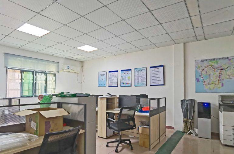 西丽 新出独门独院钢构厂房1800平 租金35元 不限行业