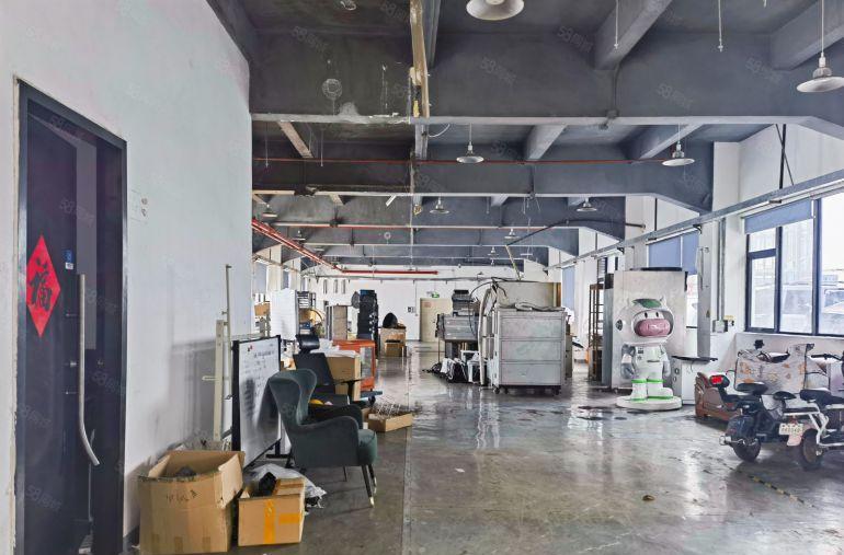 西丽中心 园区厂房一楼650平 带消防喷淋 原房东出租有补贴