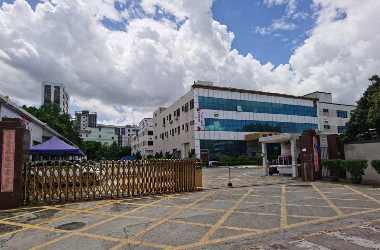 南头兴业工业区独栋厂房1至3层7500带装修过环评红本低价