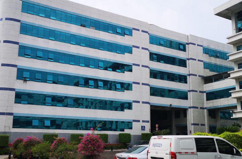 南山西丽高薪智能产业园210，500平采光通透，落地大窗