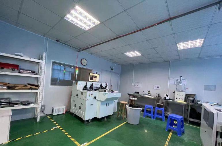 原房东出租宝安石岩街道小型加工厂房