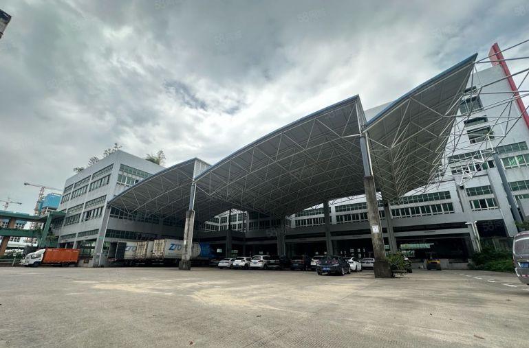 龙华地铁口独门独院40000平重工业厂房仓库出租可分租可环评