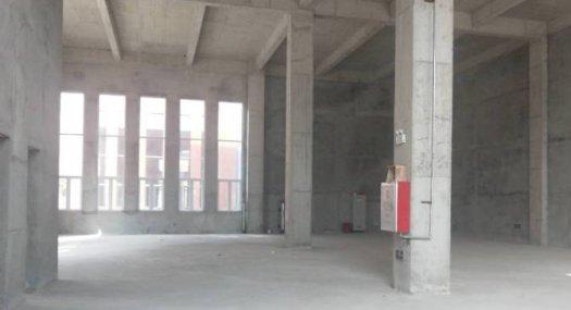 出售50年独立产权厂房，单价3000元/m²起，首付3成，利息低，三证齐